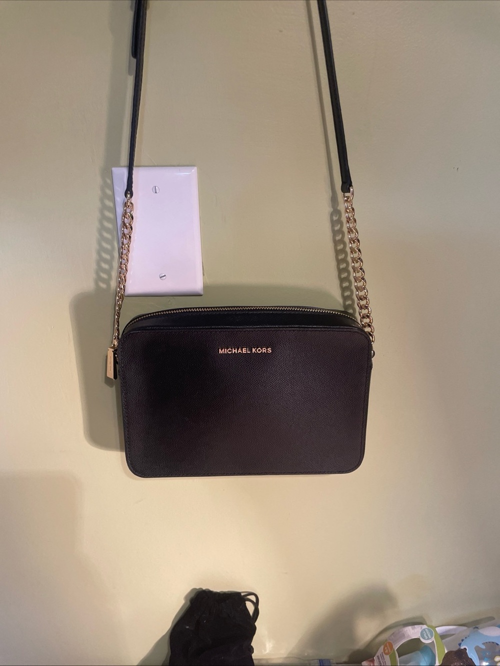 Michael Kors Black Crossbody with Gold Chain Strap - Picture 3 of 13